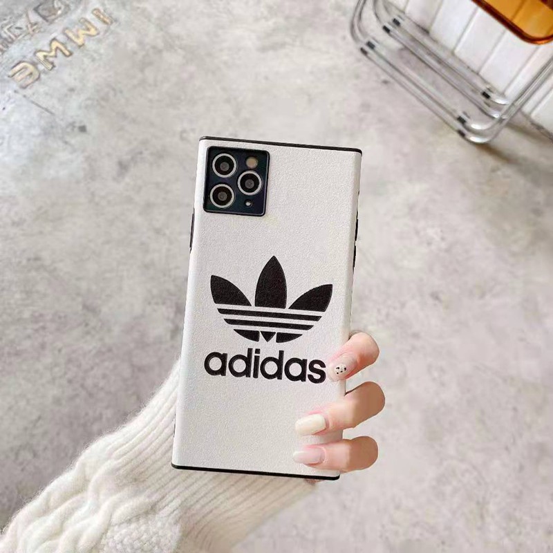 アディダスadidasブランドiphone12pro 12pro Max 12mini 11ケース オシャレ 矩形 三つ葉 トレフォイル ロゴ 真革製 四角保護 モノグラム 安い 女性愛用 アイフォン12 X Xr Xs Xs 8 7カバー